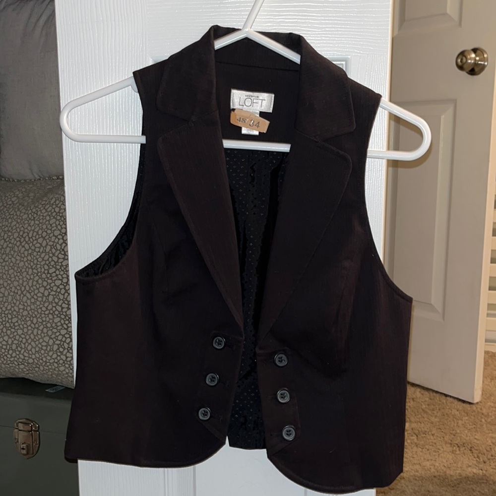 LOFT size 4 black vest work wear or casual